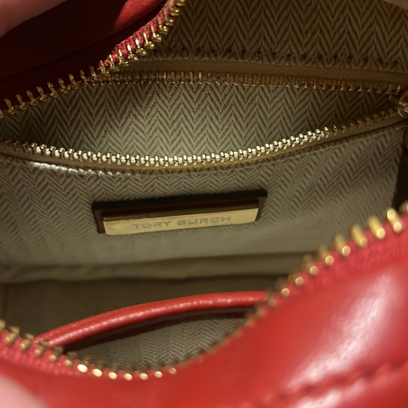 TORY BURCH PINK + RED STRIPED SHOULDER BAG 🌺🌹 - Picture 4 of 4